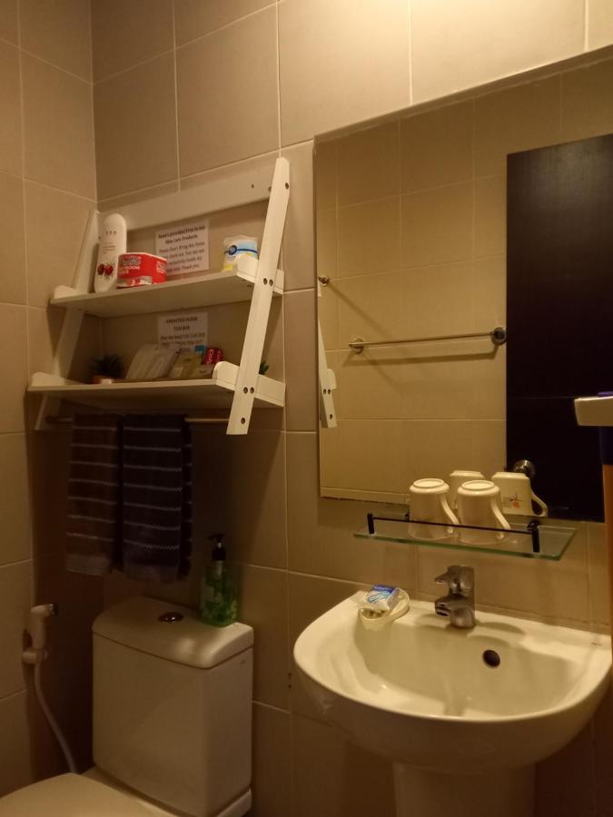 Studio Unit, Homely Condo At One Madison Place Near Iloilo Business Park Ph. Exterior foto